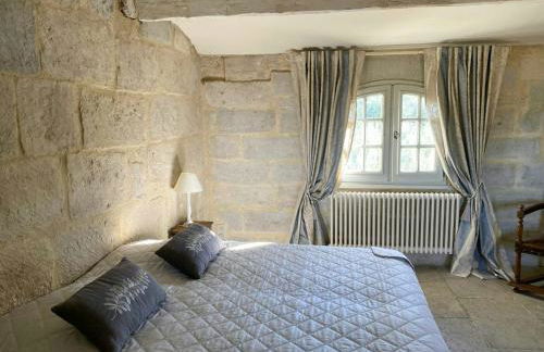 Medieval Convent Home In Provencal Village - Photo 8