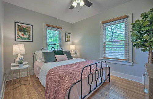 Benton Harbor Gracie Cottage with Hot Tub and Yard! - Foto 17