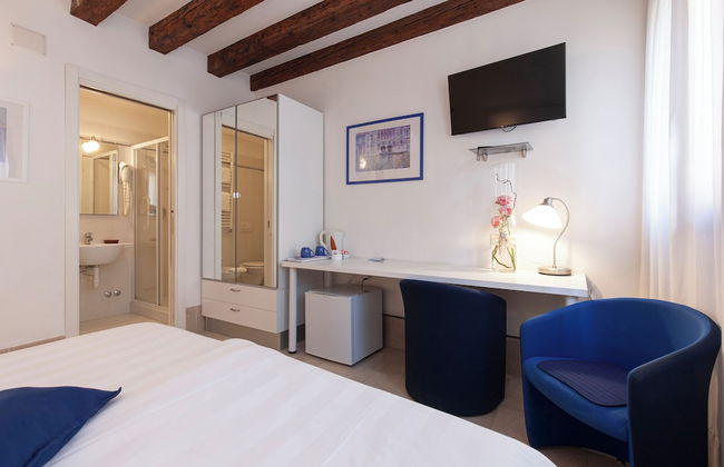 Santa Margherita Guesthouse - Photo 15