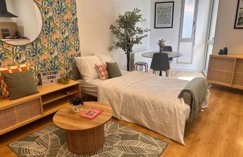 Stylish Apartment with Balcony - Very Central - Long Stays and Pets Welcome - Foto 5