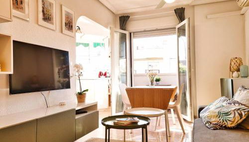 Ático Azalea - Corazón del Carmen, doble balcon, wifi - Foto 4