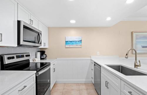 Beach Villa 2426- Captiva One Bedroom Deluxe Beachfront Residence - Photo 11