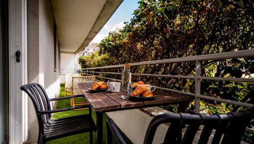 L'Industriel - Proche Hôpital - Parking - Balcon - Foto 4