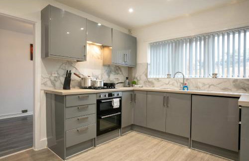 Nottingham Top Serviced Home - Chayil Experts - Foto 116