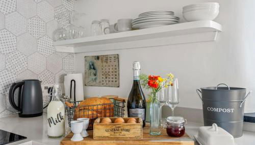 Luxury self-contained cottage for two with hot tub - Foto 2