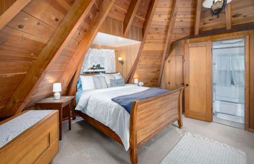 The Gingerbread Cottage - Photo 3