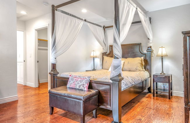 Fully Updated 3 BDR Seaside Home Minutes to Beach! - Foto 12