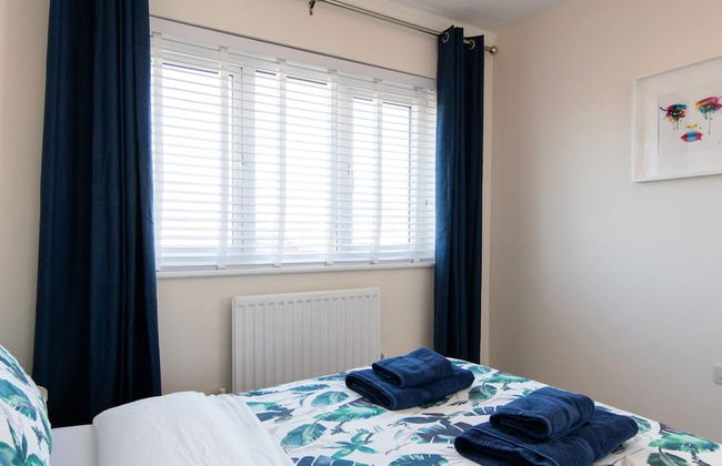 Charming Modern City Escape Garden Parking - Foto 13