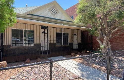 Big Family, Close to All, duplex A and B Downtown UTEP Hospitals - Foto 63