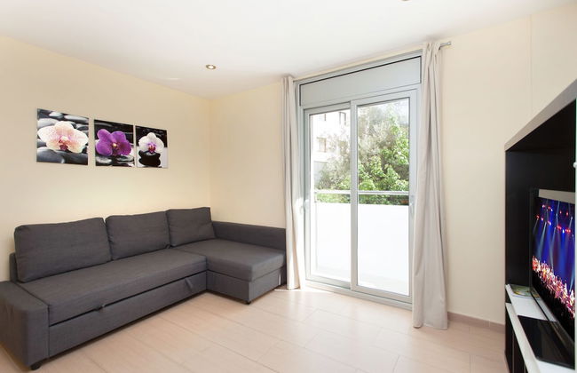 Bed And Go Lloret - Photo 22