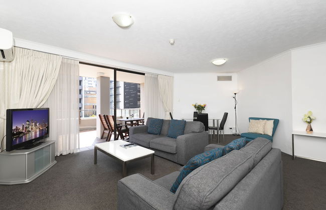 The Astor Apartments - Photo 30