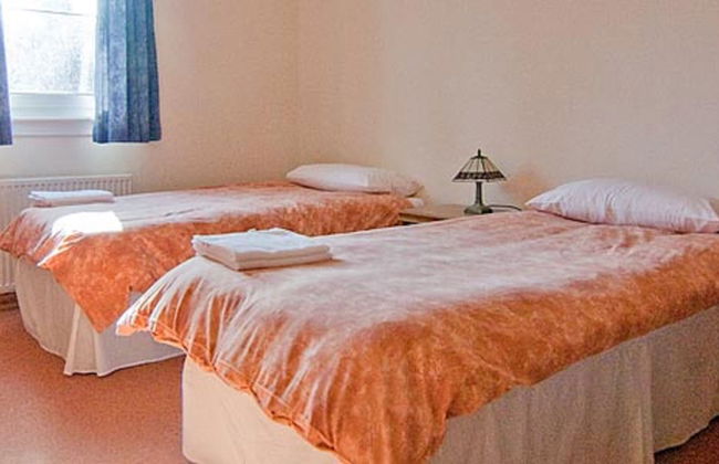 Garden Cottage - Photo 2