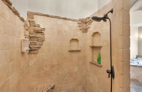 Private, Views, Free Wine Tickets, and Ask about 100 Dollar Taco Caterer For 10 - Foto 48