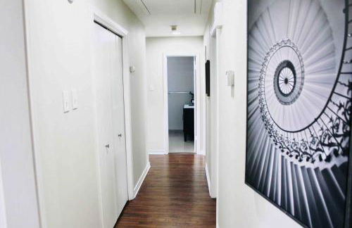 5 STAR House - Chic Mid-Century Modern Luxury Home - Foto 39