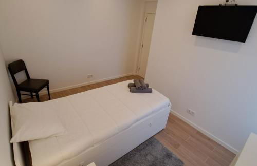 Hamilton House - Photo 7