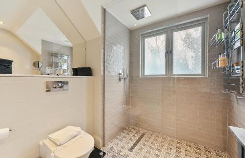 Luxury Countryside Retreat with Pool Surrey Hills Escape - Pass the Keys - Foto 24