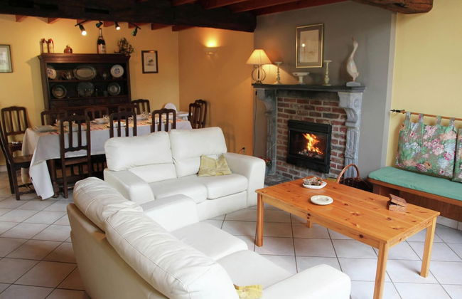 Vintage Castle near Forest in Havelange - Foto 17