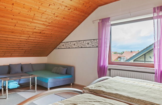 Apartment in Bad Wunnenberg Near Ski Willingen - Photo 2