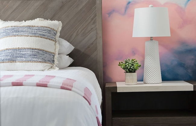 New! Modern King Suite Steps to the Beach! - Foto 8