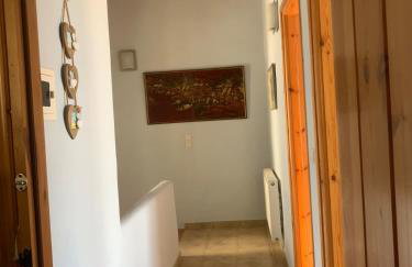 Lovely family villa with stunning sea views - Photo 25