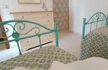 Adelè posto tranquillo al centro del paese - Foto 56