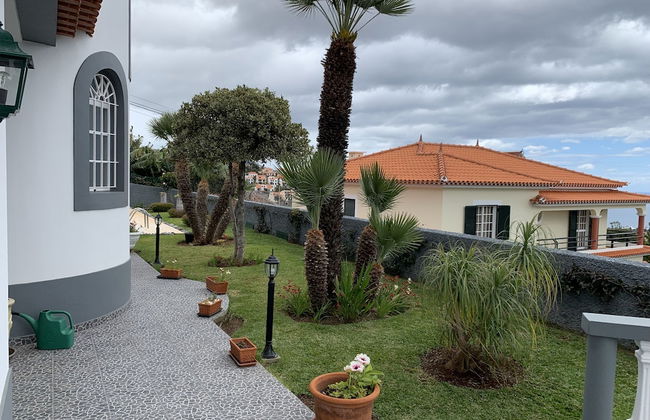 Funchal Apt- Sleeps 2 - Pool & Parking - Madeira - Foto 42