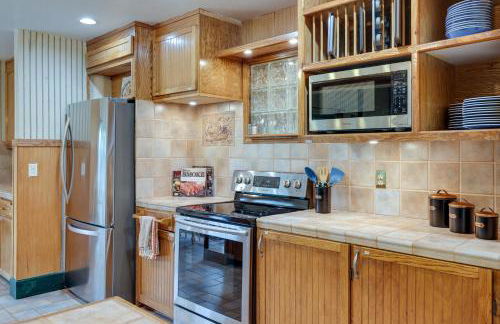 Mi-Wuk Village Vacation Rental with Multi-Level Deck - Foto 7