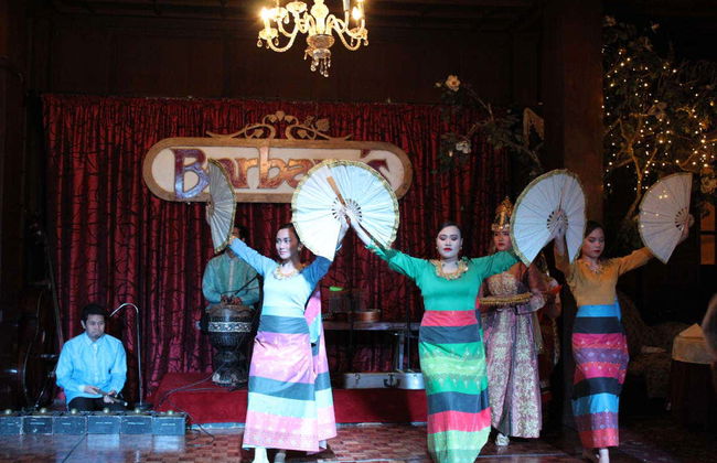 Barbara's Heritage Restaurant Dinner & Show - Foto 6