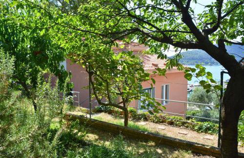 Villa Claudia - 1 minute walk to beach - Foto 17