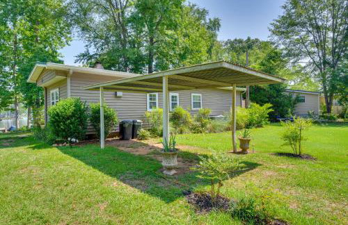 Lake Sinclair Crooked Creek Cottage with Fire Pit! - Foto 35