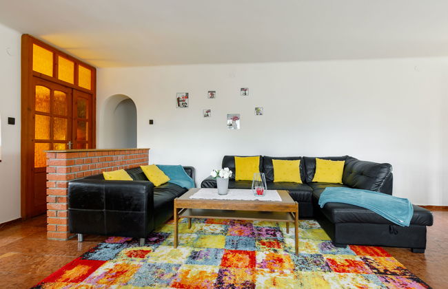 6 bedroom House in Balatonfenyves with private pool and garden - Photo 22