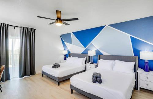 Modern Home - 1 Acre Lot w Pool Patios Jacuzzi - Foto 38