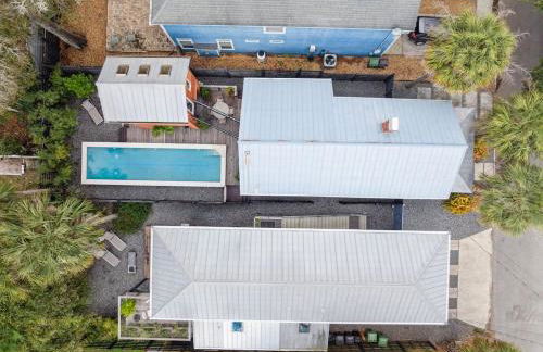 Rare Downtown Oasis | Private Pool + Parking - Foto 14