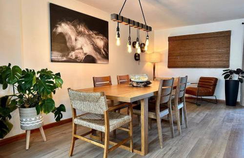 4BR Omaha Townhome | Perfect for Groups - Foto 10