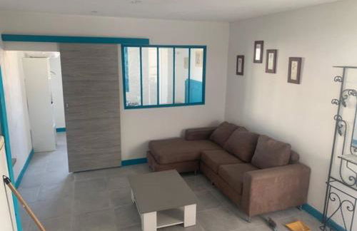 LE DEPOT appartement du port à Champvert - Foto 2