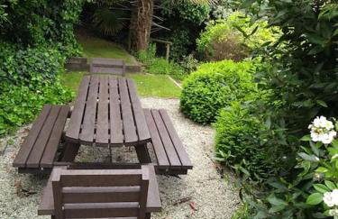 SEAFORTH by BOURNECOAST - A Large Manor House Suitable for Big Families and Groups - HB4638 - Photo 10