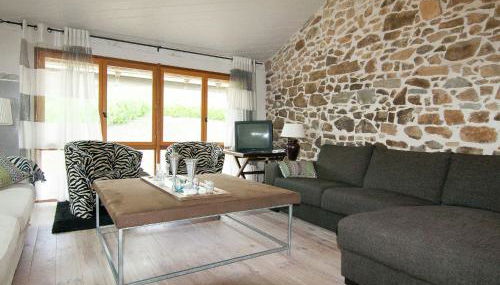 Holiday Home in Roussines with Private Pool - Foto 2