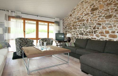Holiday Home in Roussines with Private Pool - Foto 2