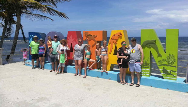 Enjoy the Roatan tour
