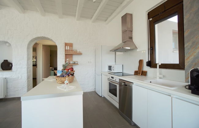 Villa Ikaros - Foto 1