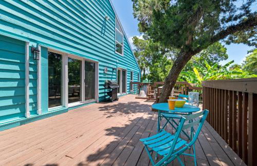 Palm Paradise - Pet Friendly Home on Siesta Key w/ Large Heated Private Pool & Outdoor Area! - Foto 47