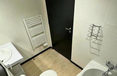 Cosy Roc - Wifi, Balcon, TV, Clim, Équipé - Foto 13