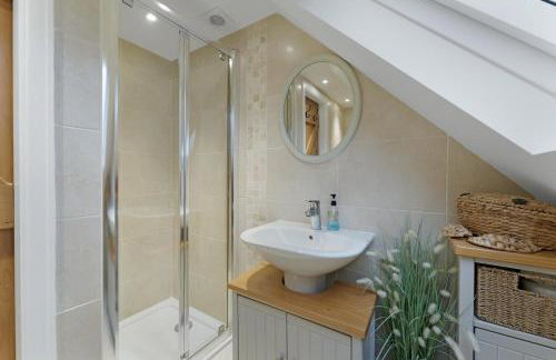 Duckling Cottage - Photo 14