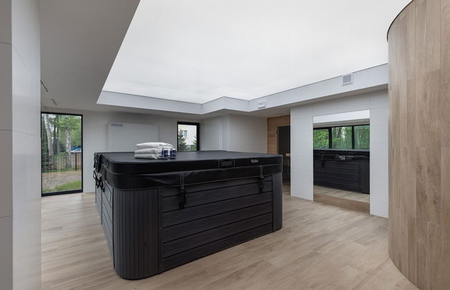 Little Laguna Apartments by Renters - Photo 2