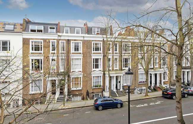 Flying The Flag For Earl's Court by Underthedoormat - Foto 5