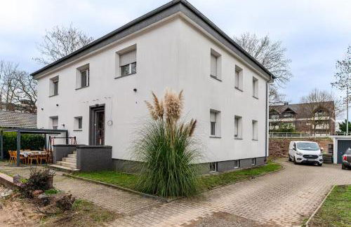 Maybach Apartments - Modern & Spacious, near Düsseldorf Messe, free Private Parking - Foto 50