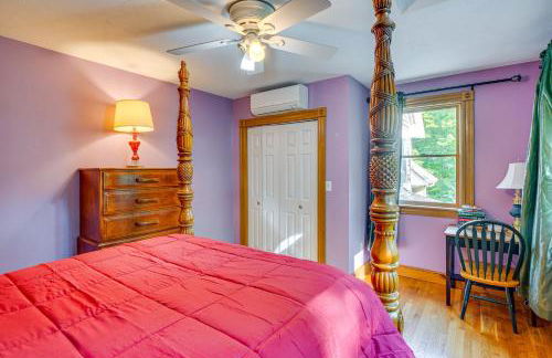 Spacious Belmont Home w/ Seasonal Pool & Grill - Foto 37