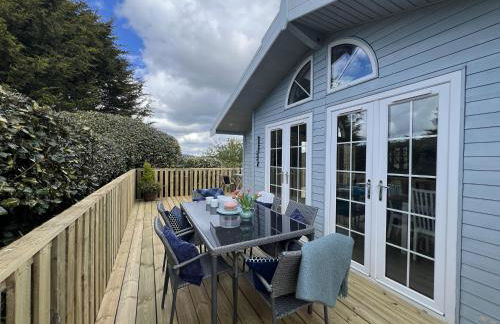 Holly Blue - Cosy wooden lodge Kippford - Photo 13