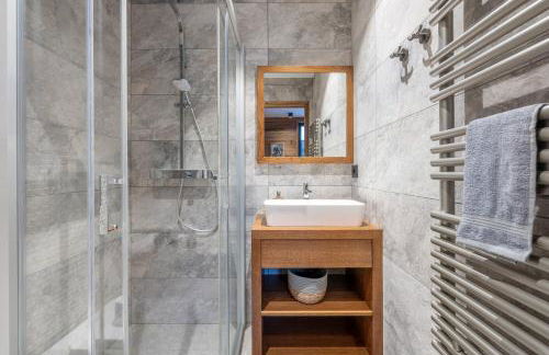 Chalet Seven Summits - Pool - Sauna - Jacuzzi - By Cozee Rentals - Photo 24