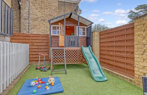 Dove House Wanstead - Stunning 4 Bedroom, 3 Bathroom House with Private Hottub & Gym - Escape London, in Lonon - Foto 53